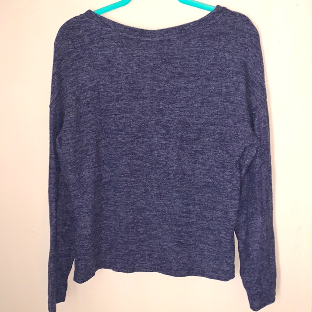 H&M Sweater - Picture 2 of 5